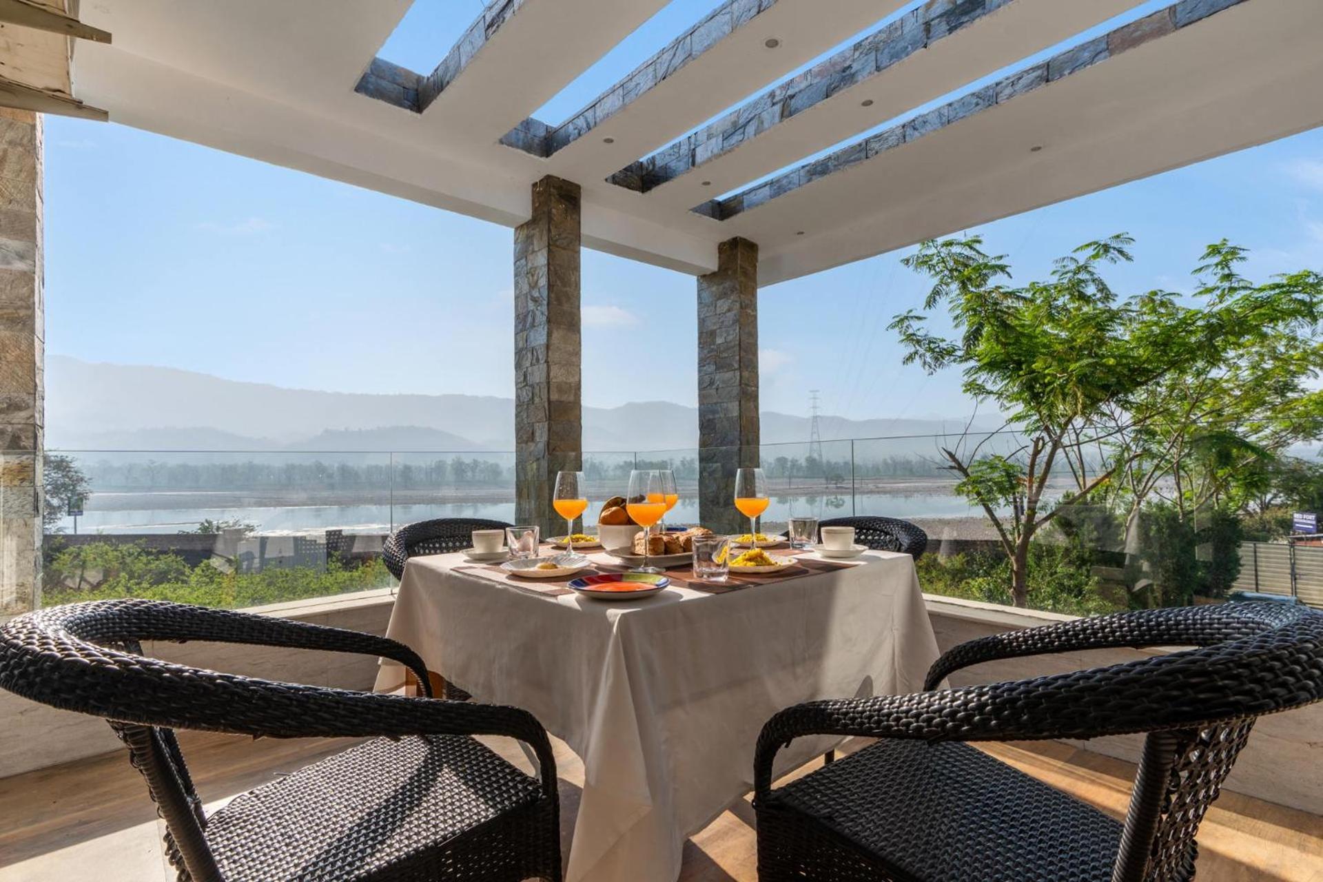 Vista Divine By Veo - Part Of Stayvista Rishīkesh Exterior foto